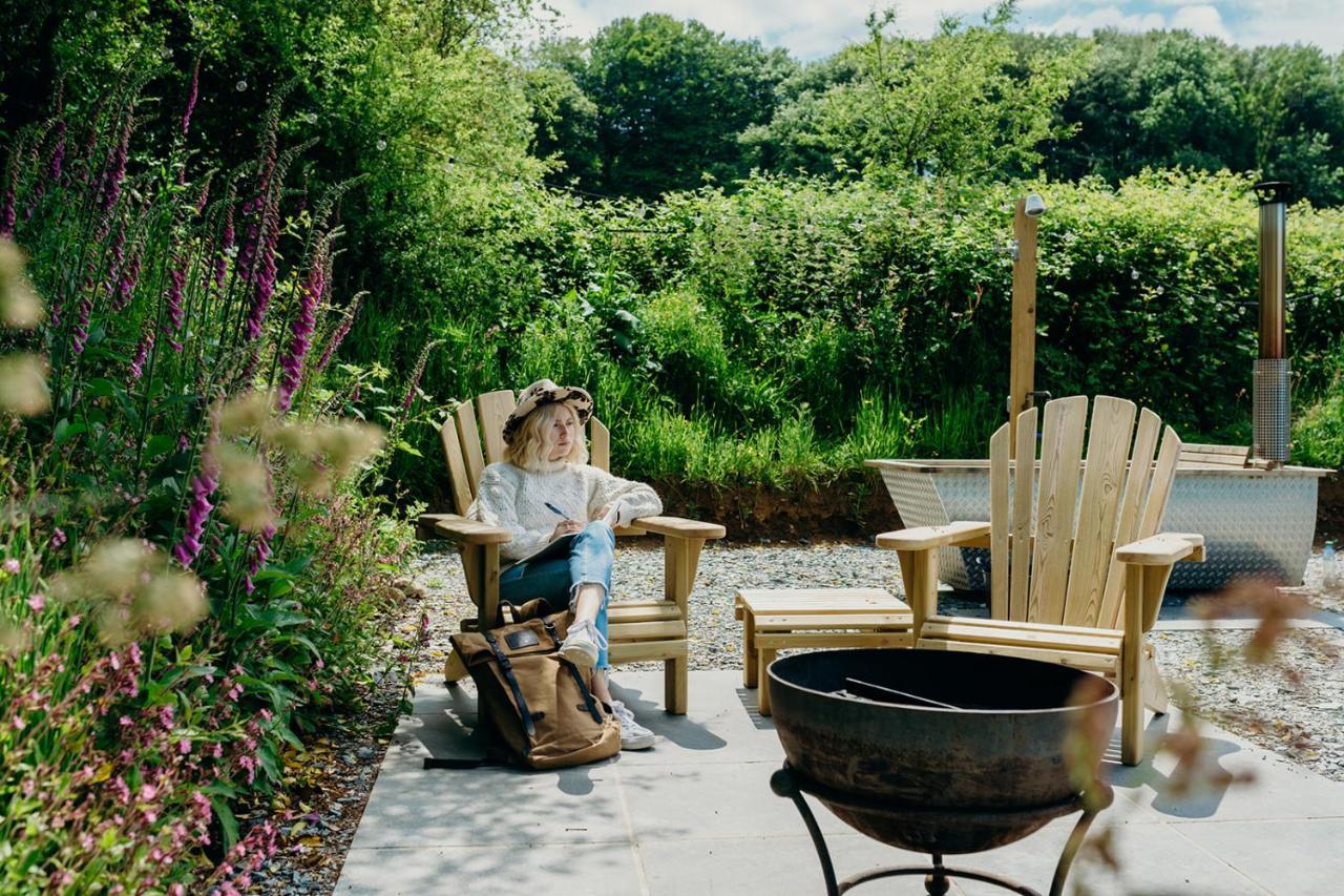 Milton Abbot Blatchford Briar - Award Winning Private Shephards Huts With Their Own Secluded Hot Tubs מראה חיצוני תמונה