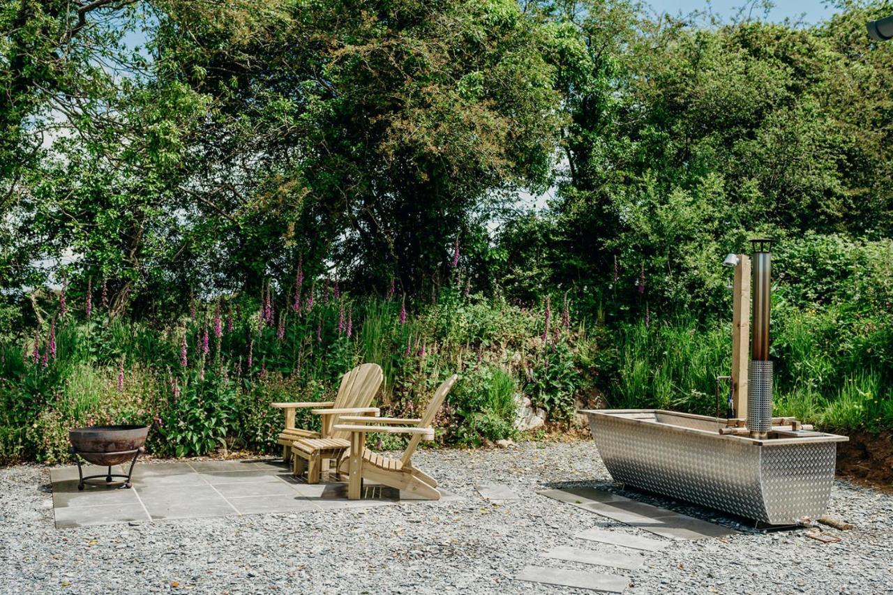 Milton Abbot Blatchford Briar - Award Winning Private Shephards Huts With Their Own Secluded Hot Tubs מראה חיצוני תמונה